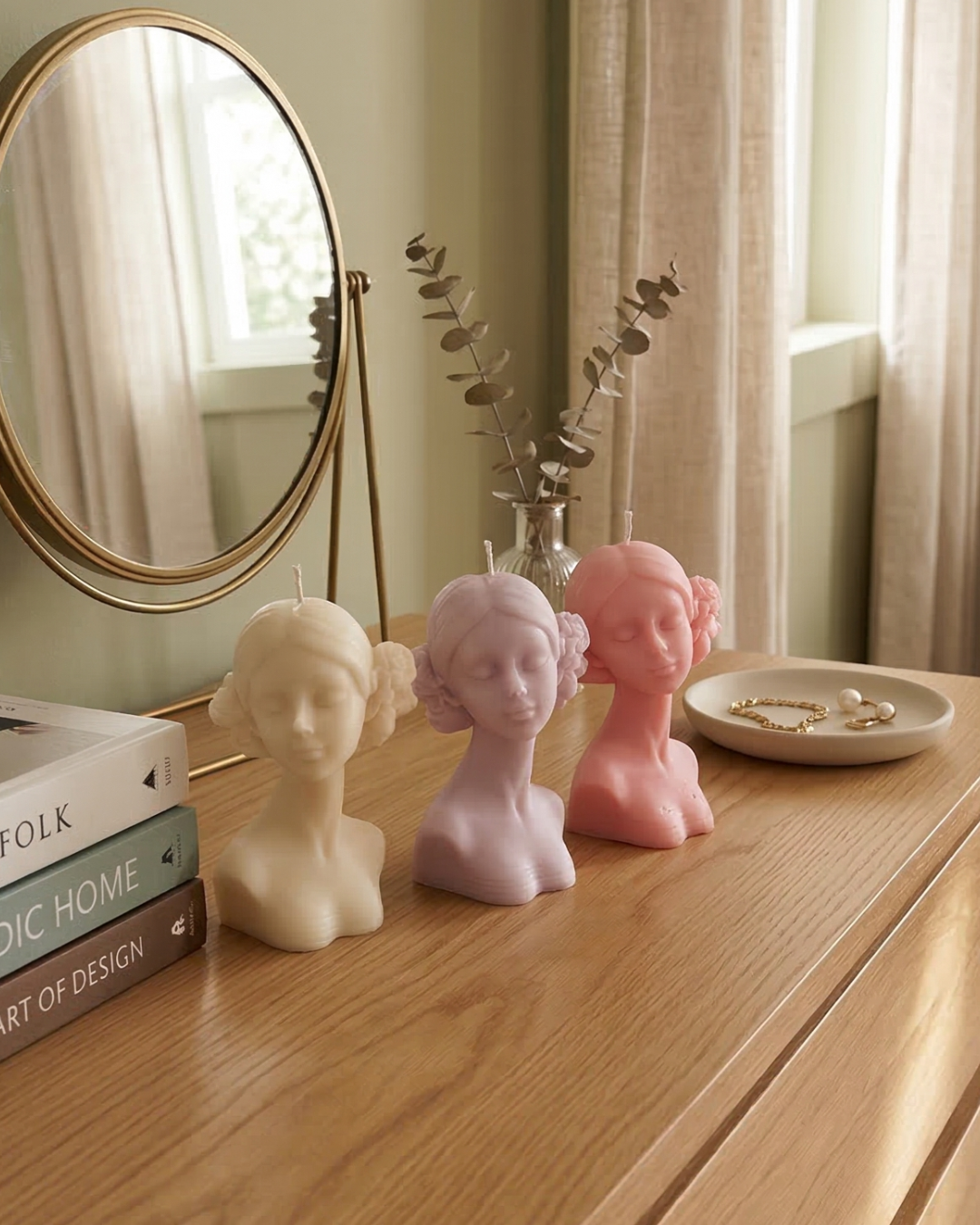 Fragnam Blooming Lady Sculpt Candle featuring a detailed floral female figure in soft pastel colors.